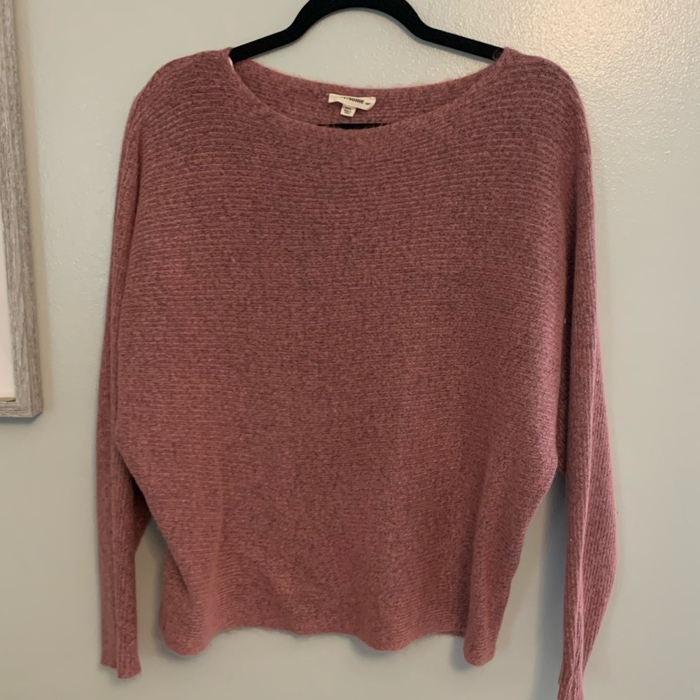PINK BOUTIQUE SWEATER SZ M/L